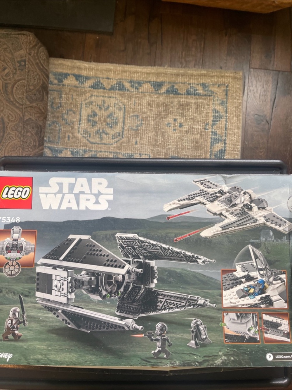 LEGO Star Wars: Mandalorian Fang Fighter vs. Tie Interceptor (75348)